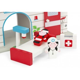 Drewniany Szpital + Ambulans Mercedes